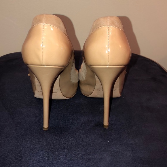 Jimmy Choo 38.5 - Picture 3 of 4